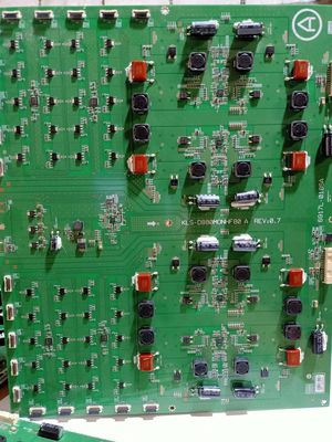 88" 3840x1080 700cd/m2 wyświetlacz TFT LCD 45PPI LD880DEN-UKA2 89/89/89/89 (typ.)