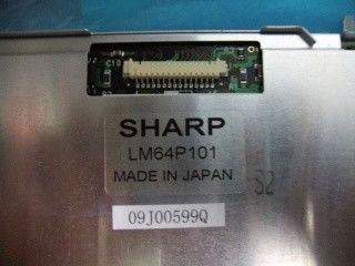 LM64P101 Sharp TFT LCD Display 7.2" 70 cd/m2 (typowy) 25/25/20/10 (typowy)