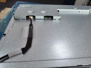 AUO 18,5 INCH 1366×768RGB AUO TFT LCD 450CD/M2 Temperatura pracy: 0 ~ 60 °C G185XW01 V201