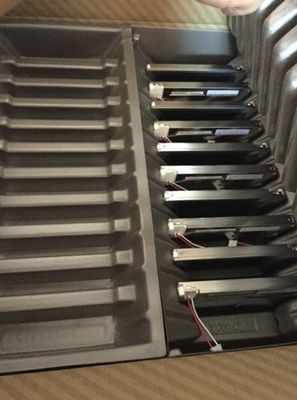 LM64P122 99PPI 8,0 CALI 640×480 Przemysłowy wyświetlacz LCD TFT 173,0 × 132,4 (wys. × pion.)