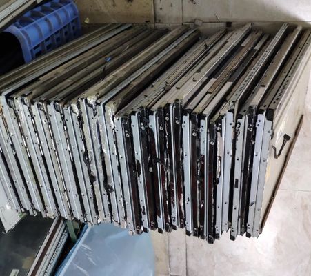 49in 1920×1080 700cd/M2 45PPI TFT LCD Panel LD490DUN-THA1 89/89/89/89 (typ.)